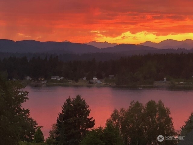 3131 Sahali Drive , Bremerton, WA 98310