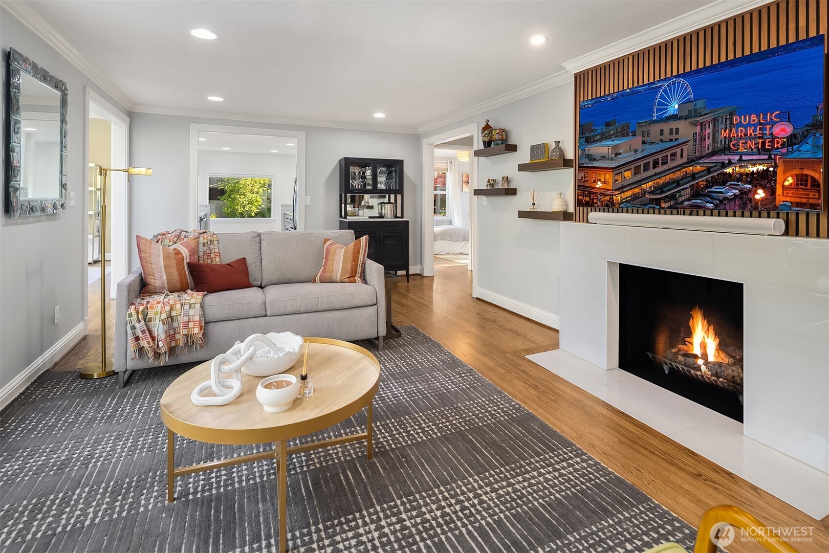 2702 4th Avenue W, Seattle, WA 98119
