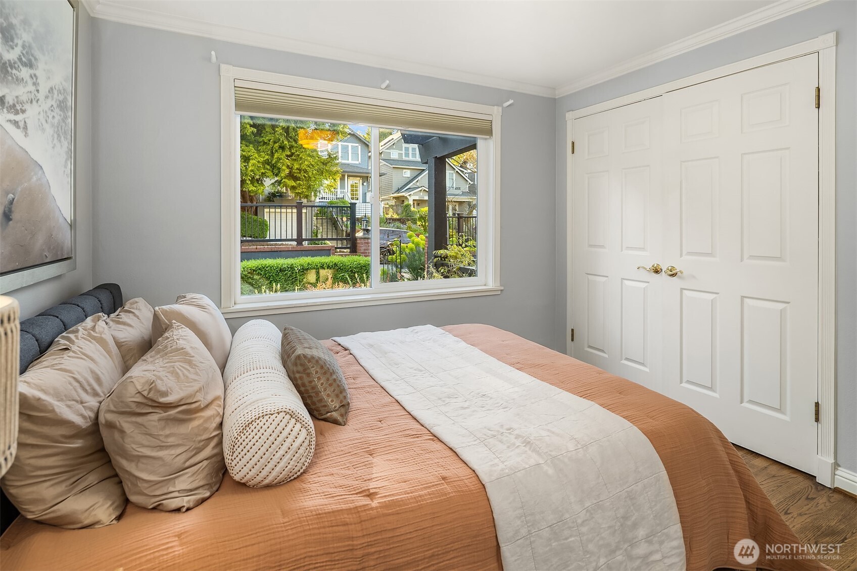 2702 4th Avenue W, Seattle, WA 98119