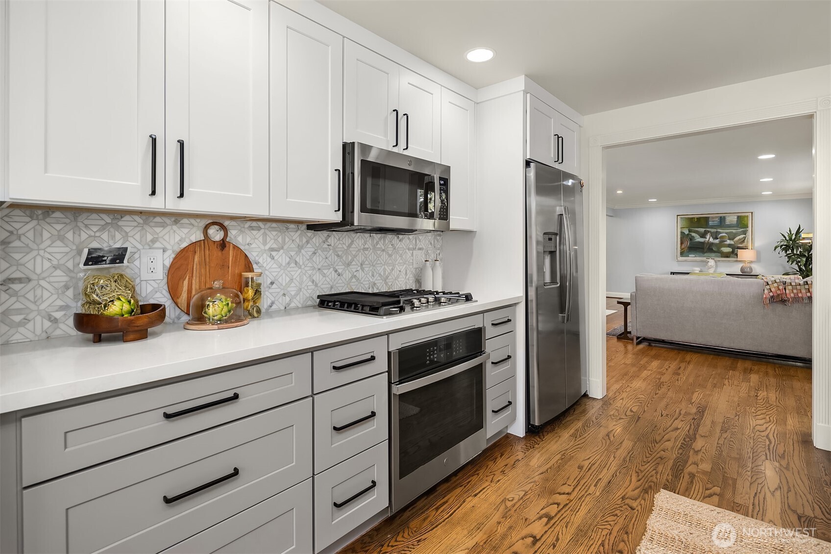 2702 4th Avenue W, Seattle, WA 98119