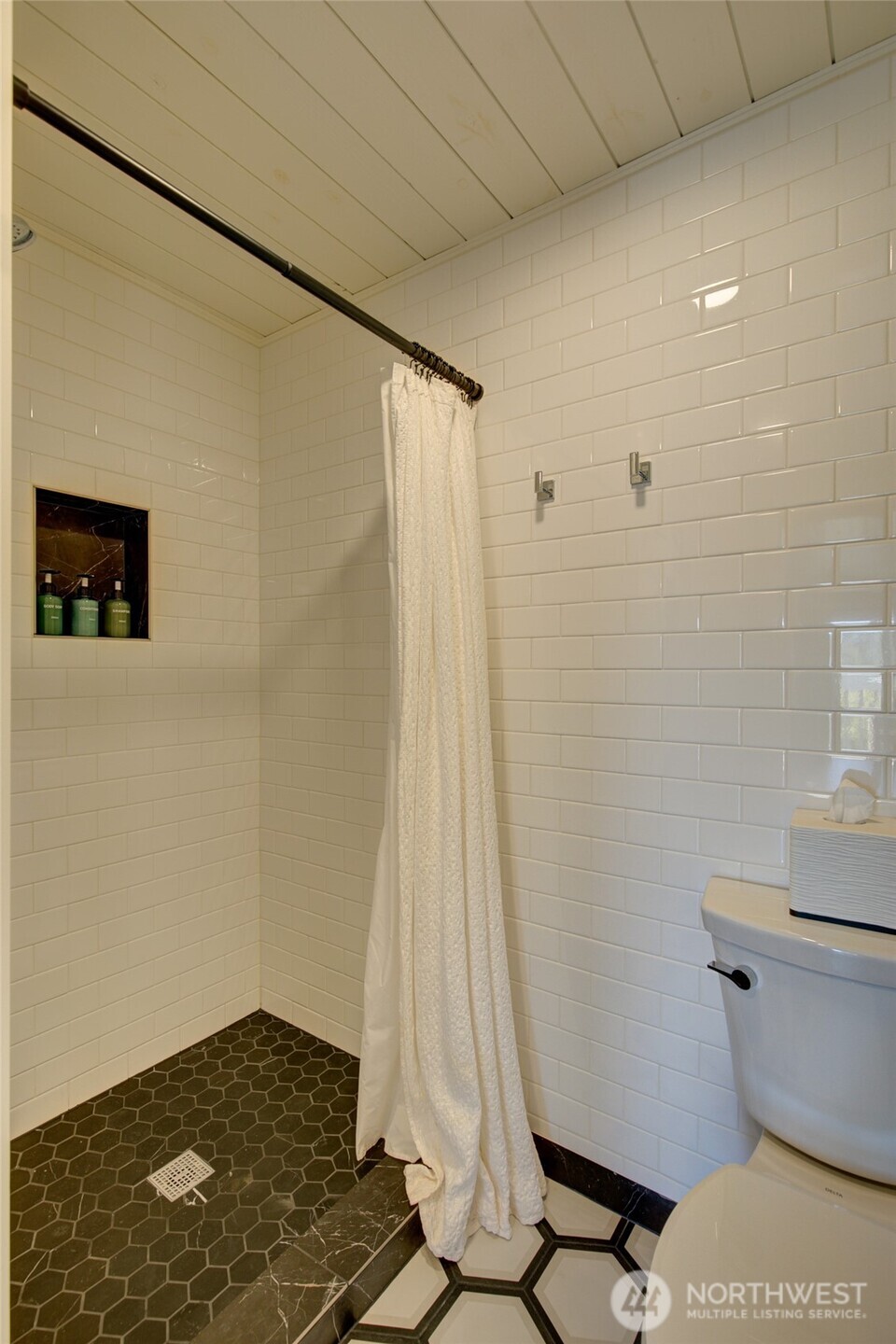 1042 Point Brown Avenue SE #A & B, Ocean Shores, WA 98569