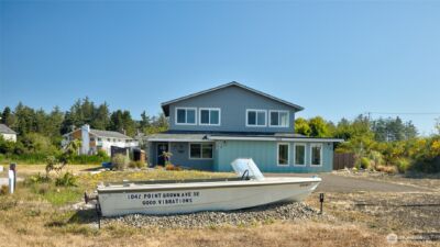 1042 Point Brown Avenue SE #A & B, Ocean Shores, WA 98569 - Photo 2