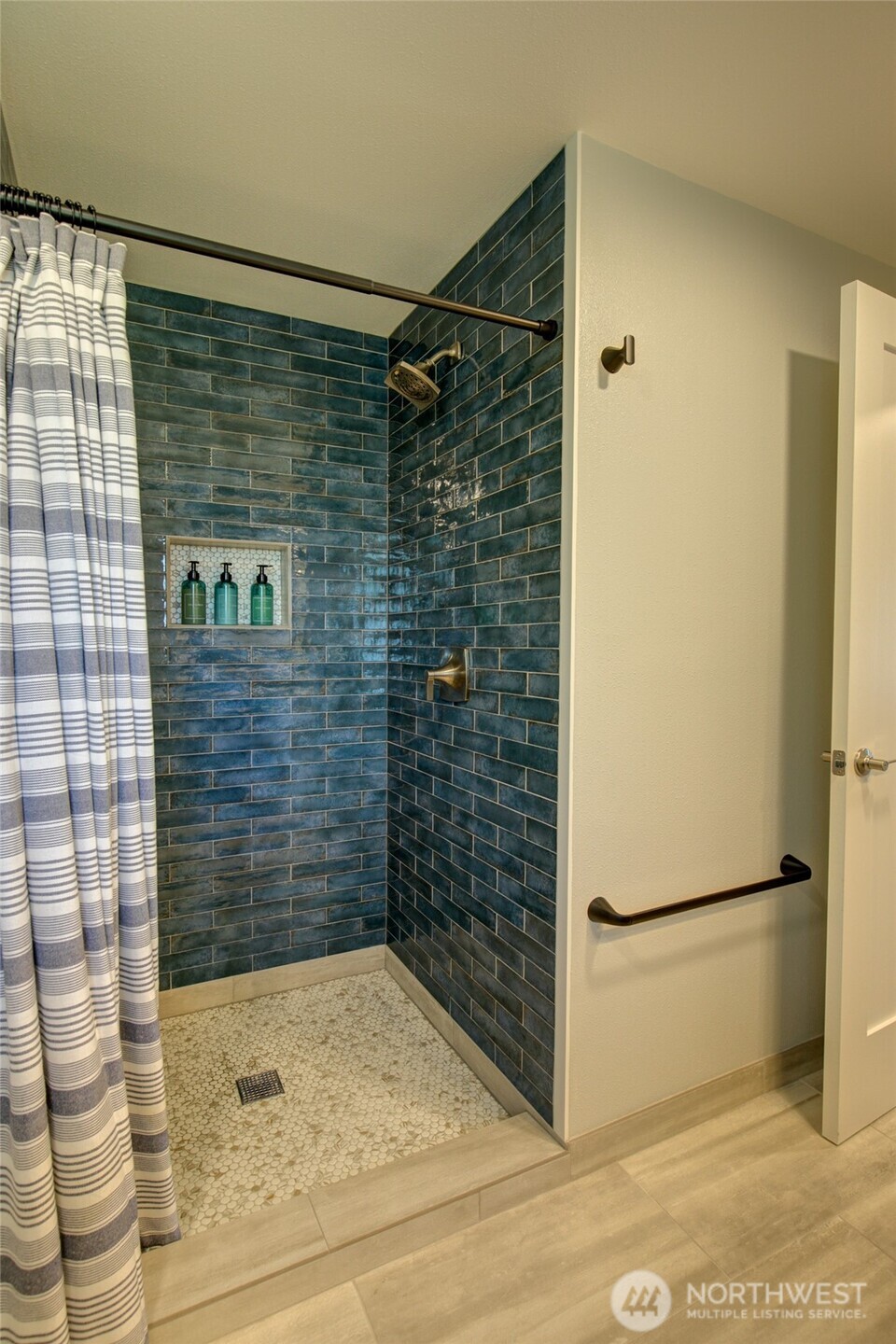 1042 Point Brown Avenue SE #A & B, Ocean Shores, WA 98569