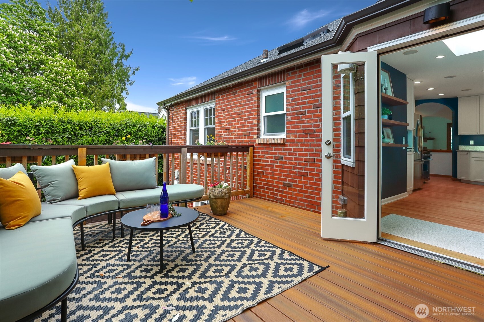 2430 Lorentz Place N, Seattle, WA 98109