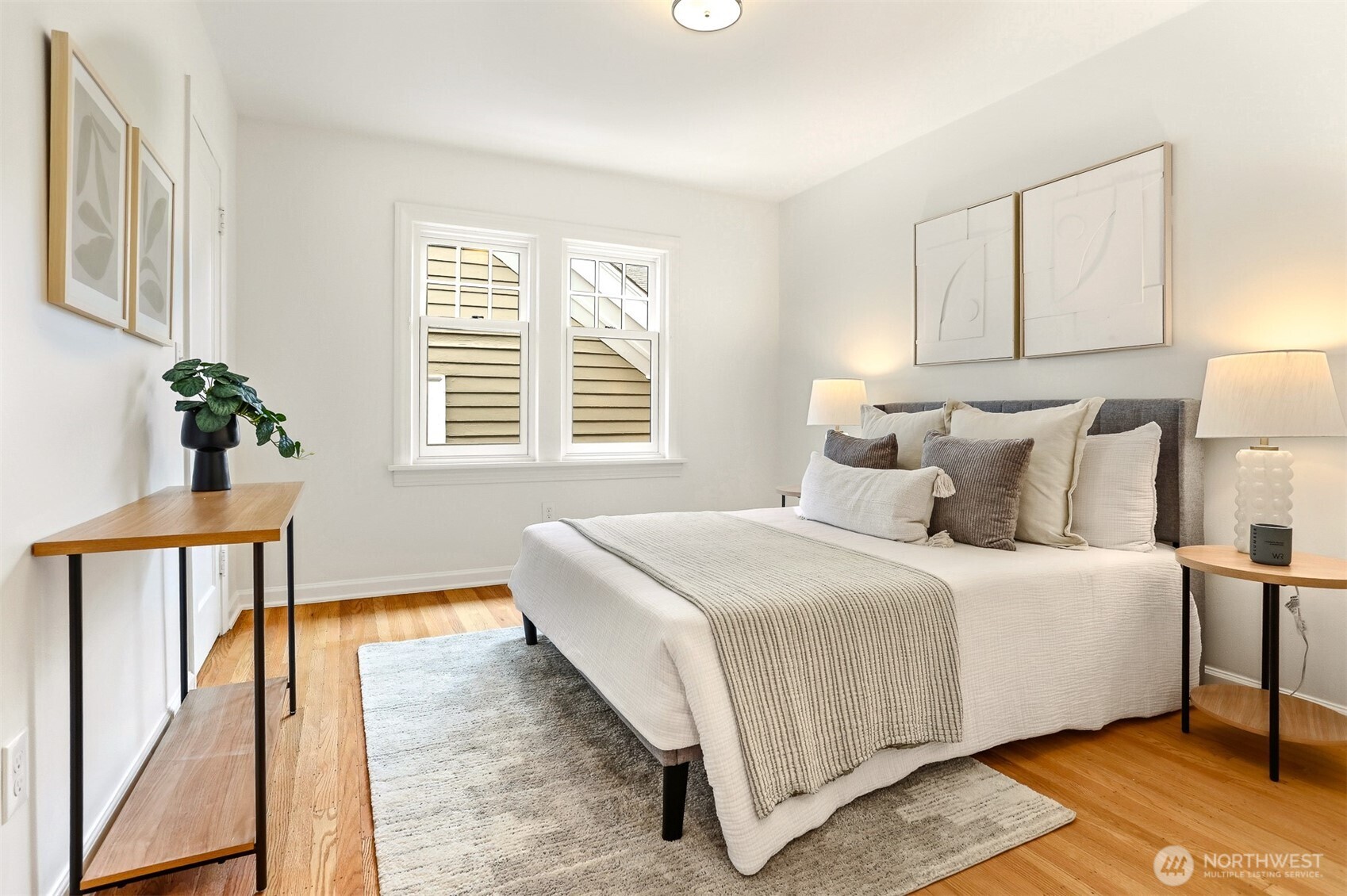 2430 Lorentz Place N, Seattle, WA 98109
