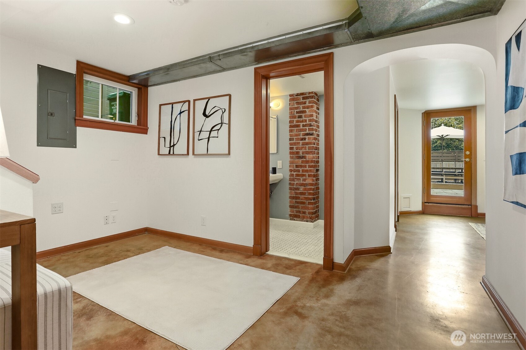 2430 Lorentz Place N, Seattle, WA 98109