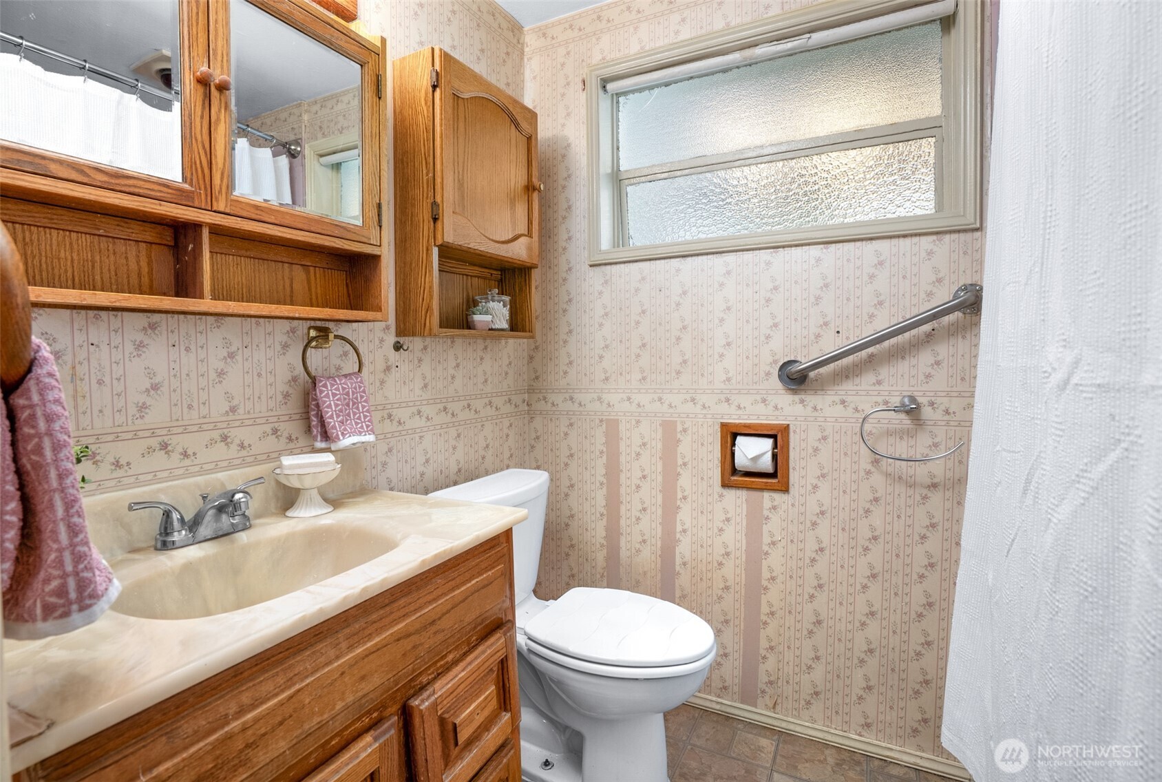 213 Alder Street , Everett, WA 98203