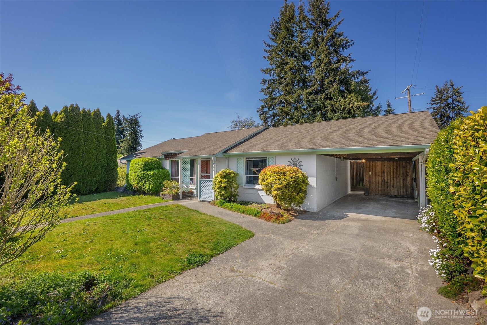 213 Alder Street , Everett, WA 98203