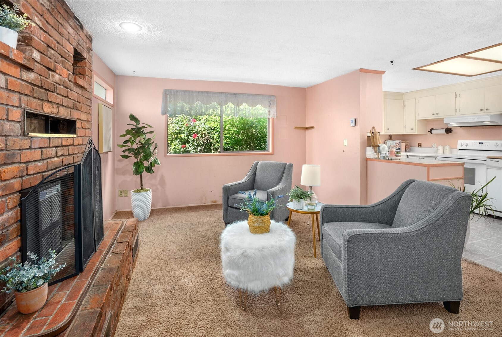 213 Alder Street , Everett, WA 98203