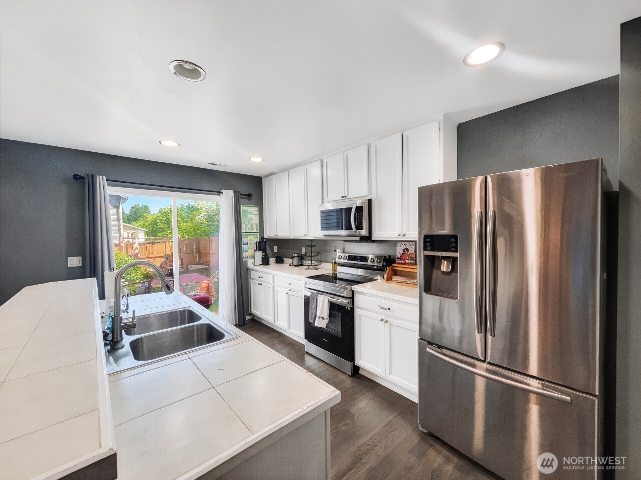 3813 E Q Street , Tacoma, WA 98404
