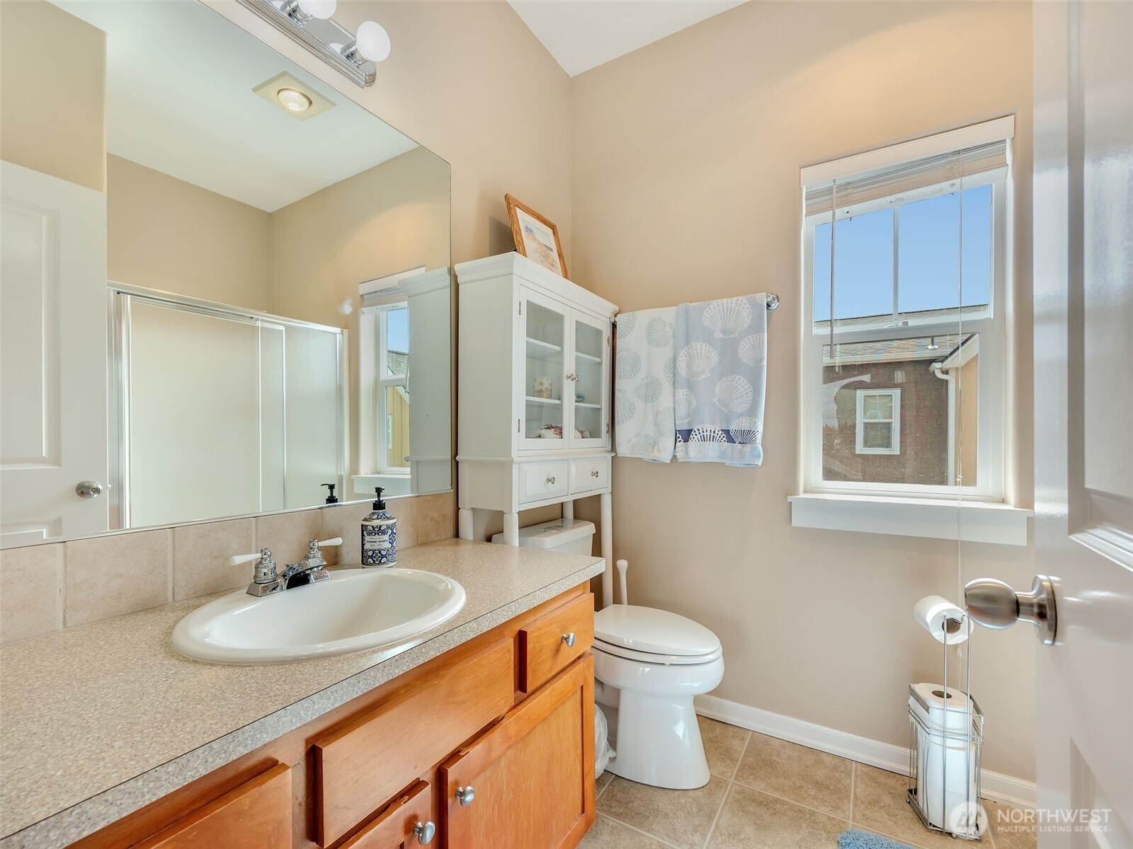316 7th Street SW #13, Long Beach, WA 98631