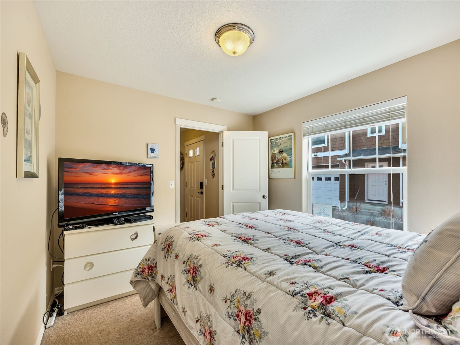316 7th Street SW #13, Long Beach, WA 98631