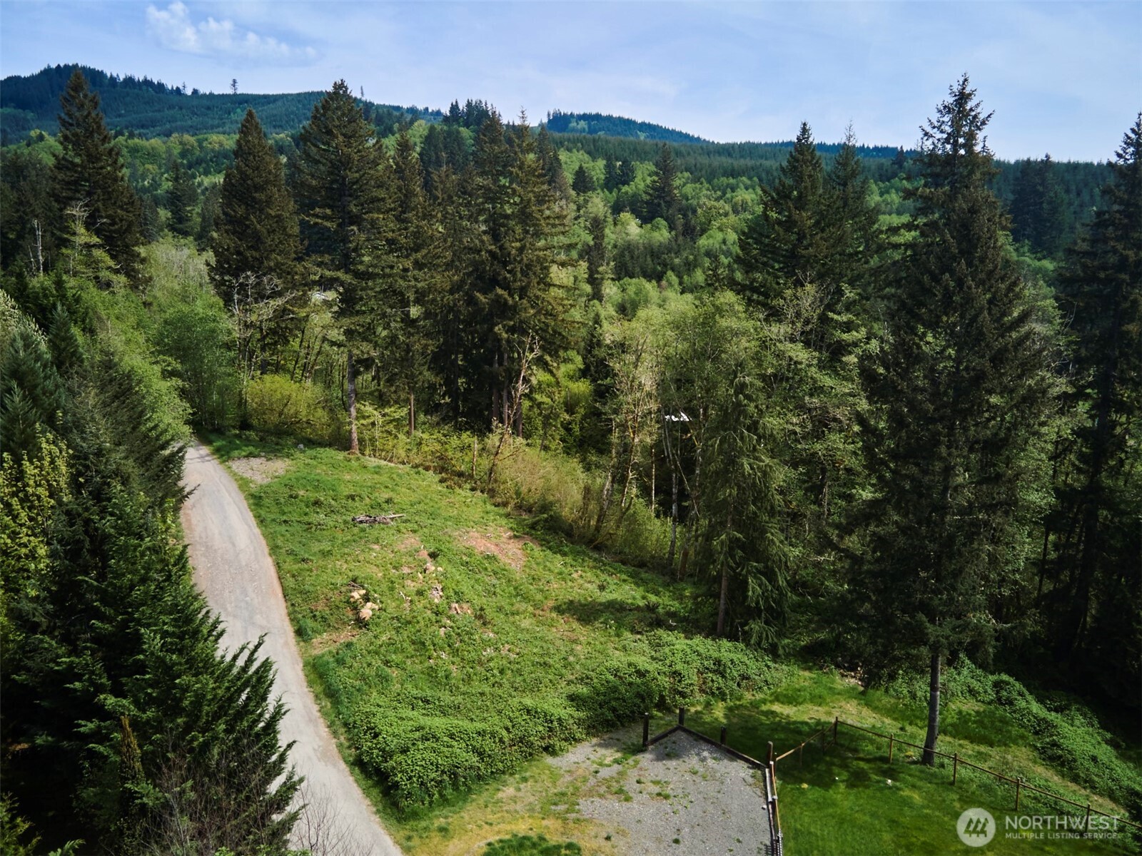 140 Skinner Road , Woodland, WA 98674