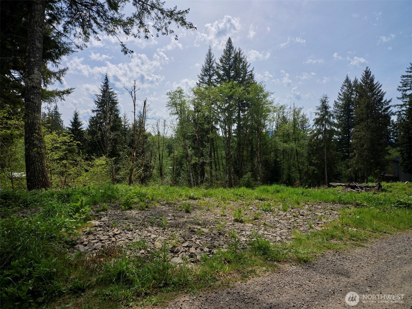 140 Skinner Road , Woodland, WA 98674