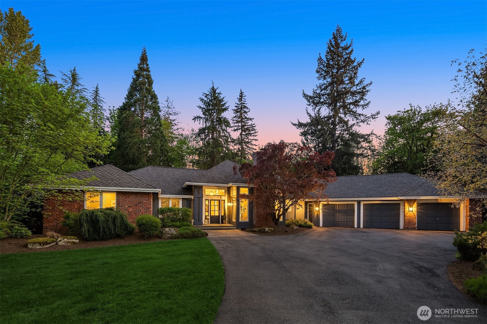 21533 NE 143rd Place , Woodinville, WA 98077