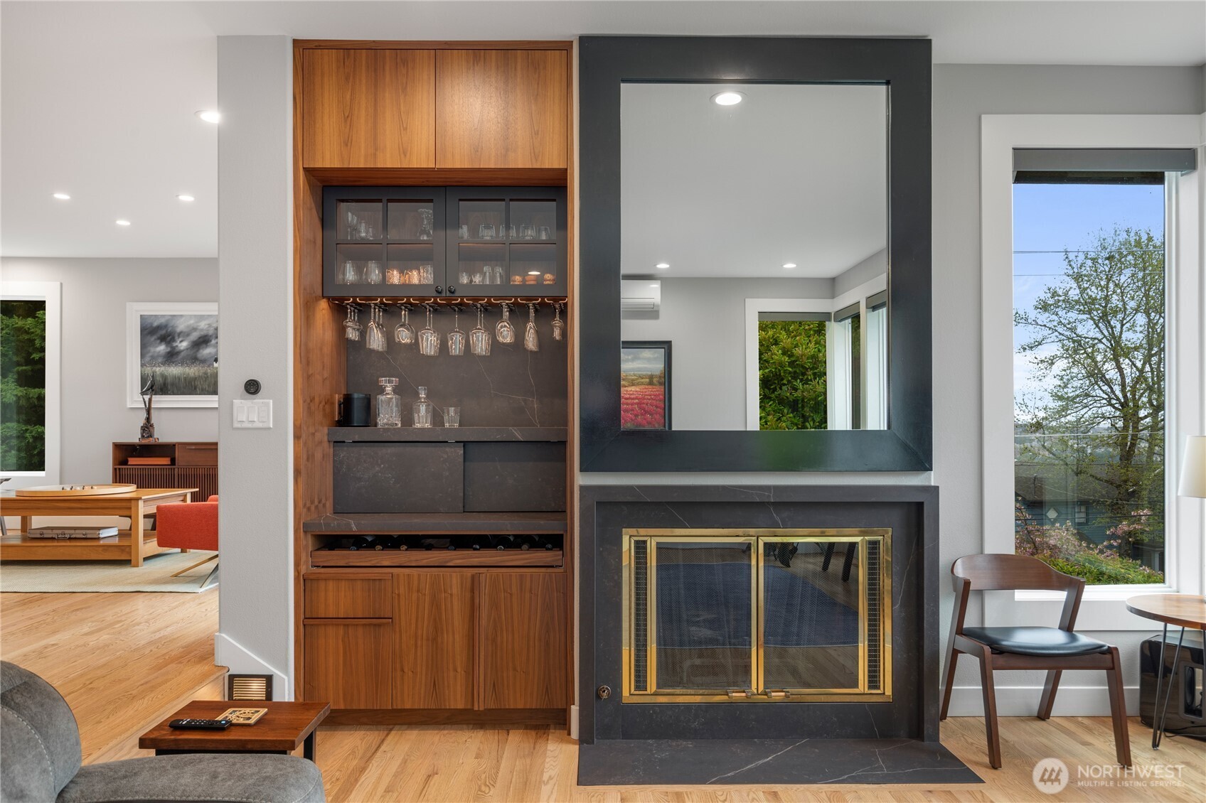 1803 Bigelow Avenue N, Seattle, WA 98109