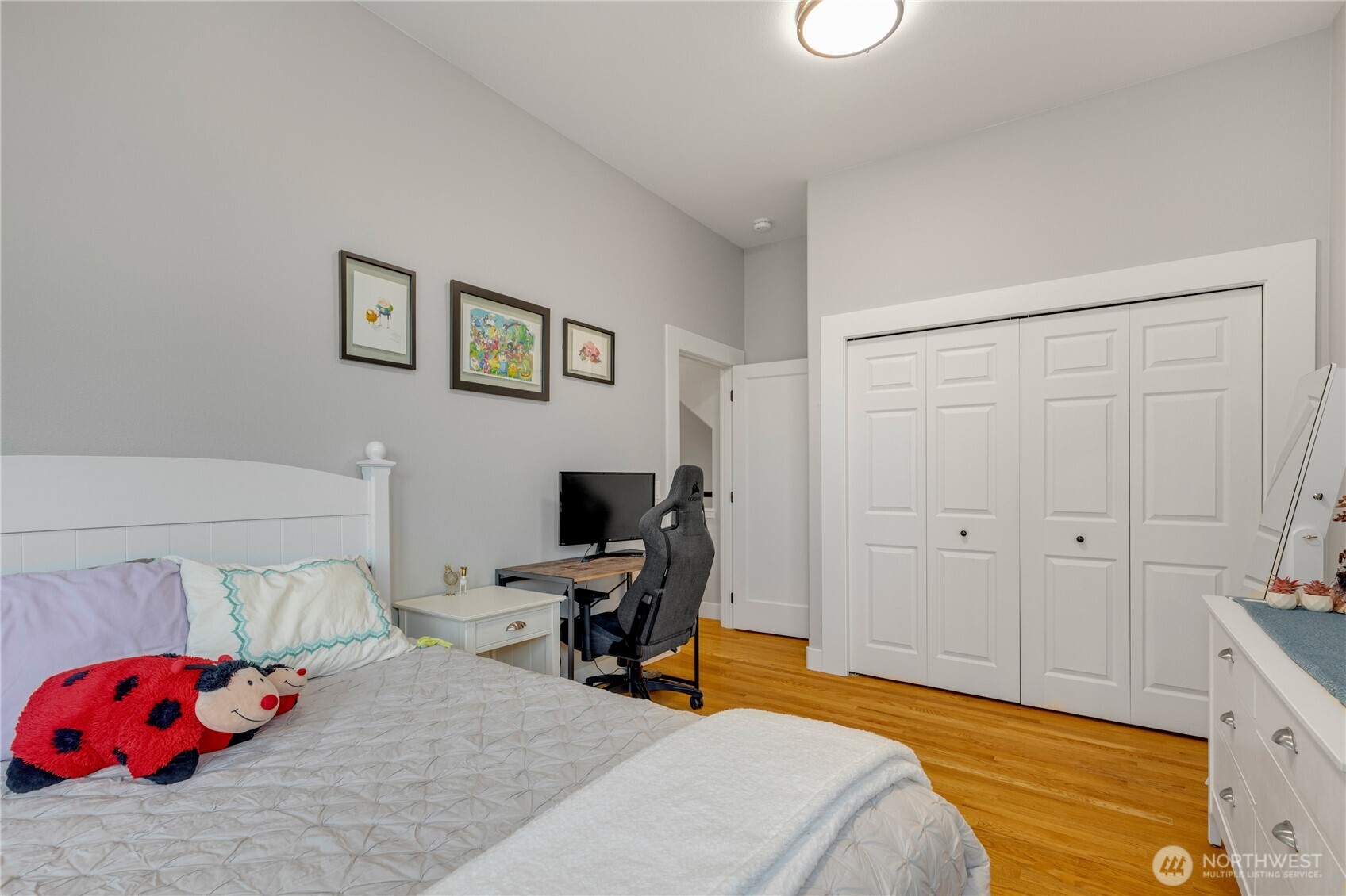 1803 Bigelow Avenue N, Seattle, WA 98109