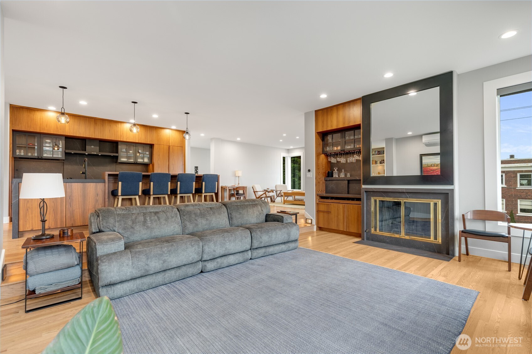 1803 Bigelow Avenue N, Seattle, WA 98109