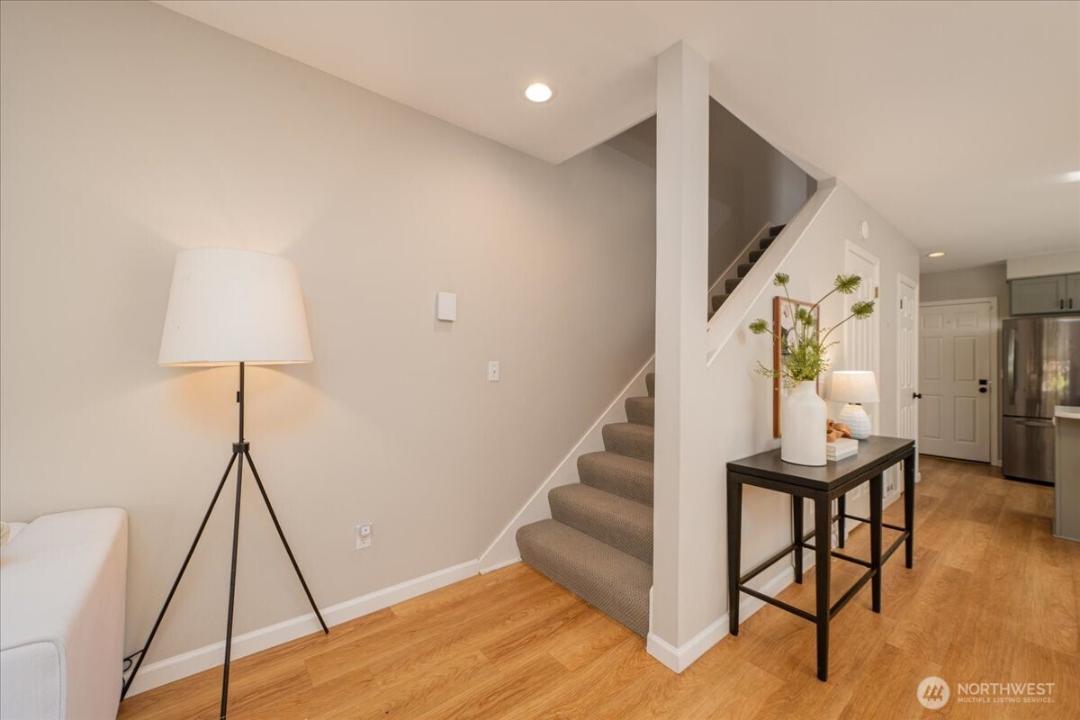 2649 NW 64th Street , Seattle, WA 98107