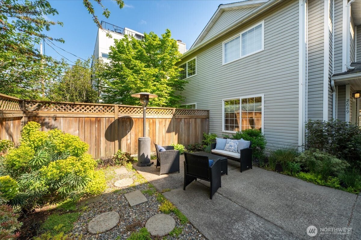 2649 NW 64th Street , Seattle, WA 98107