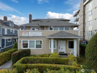 211 14th Avenue E, Seattle, WA 98112 - Photo 2