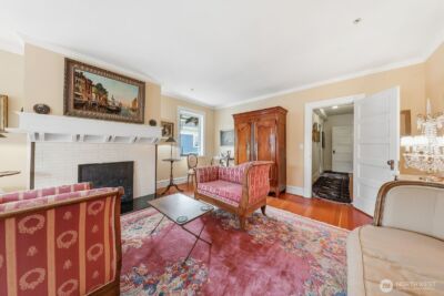 211 14th Avenue E, Seattle, WA 98112 - Photo 9