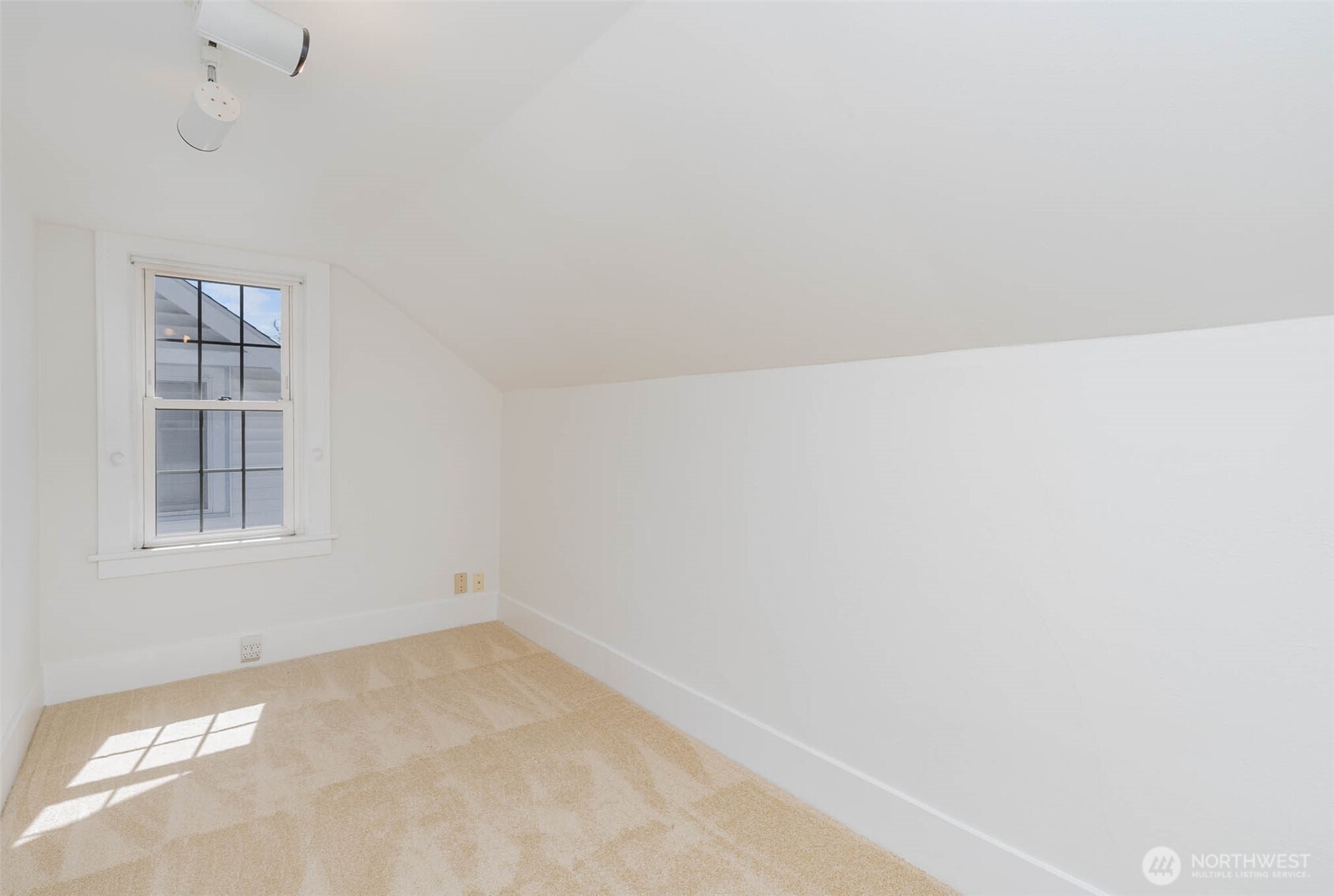 4814 36th Avenue NE, Seattle, WA 98105