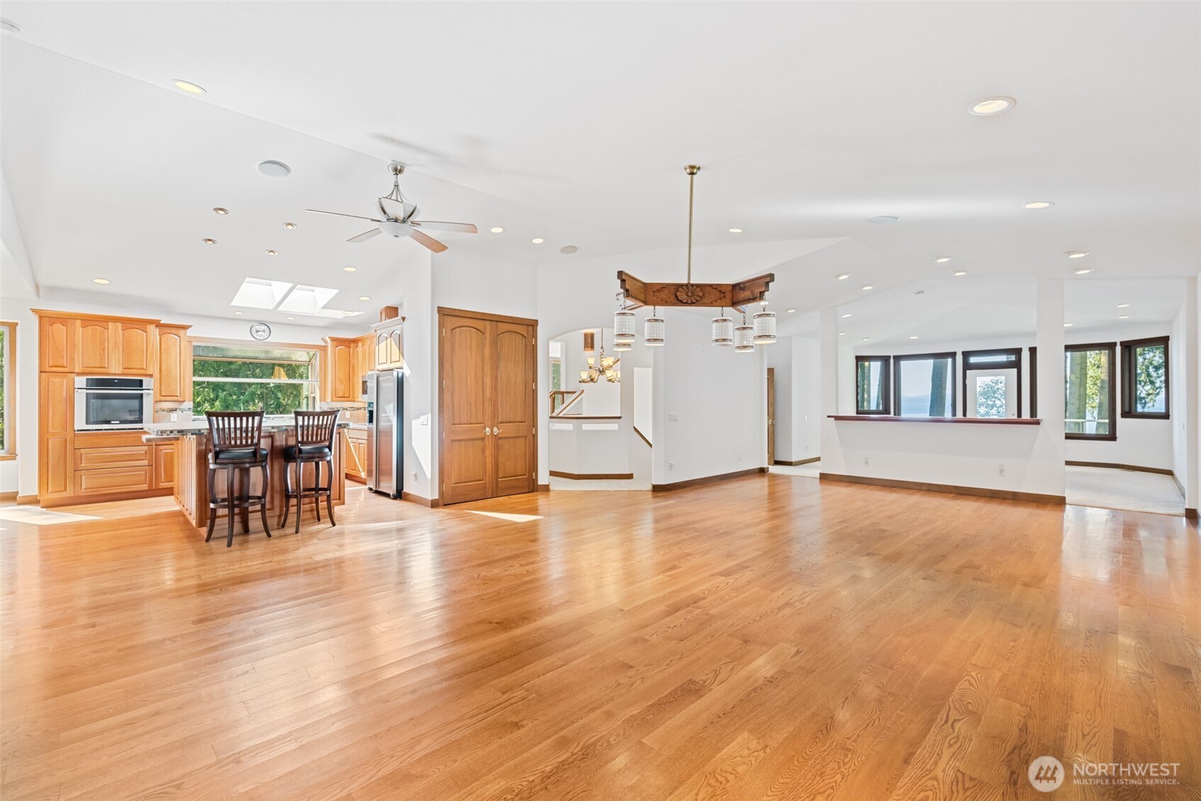 894 Freshwater Park , Port Angeles, WA 98363
