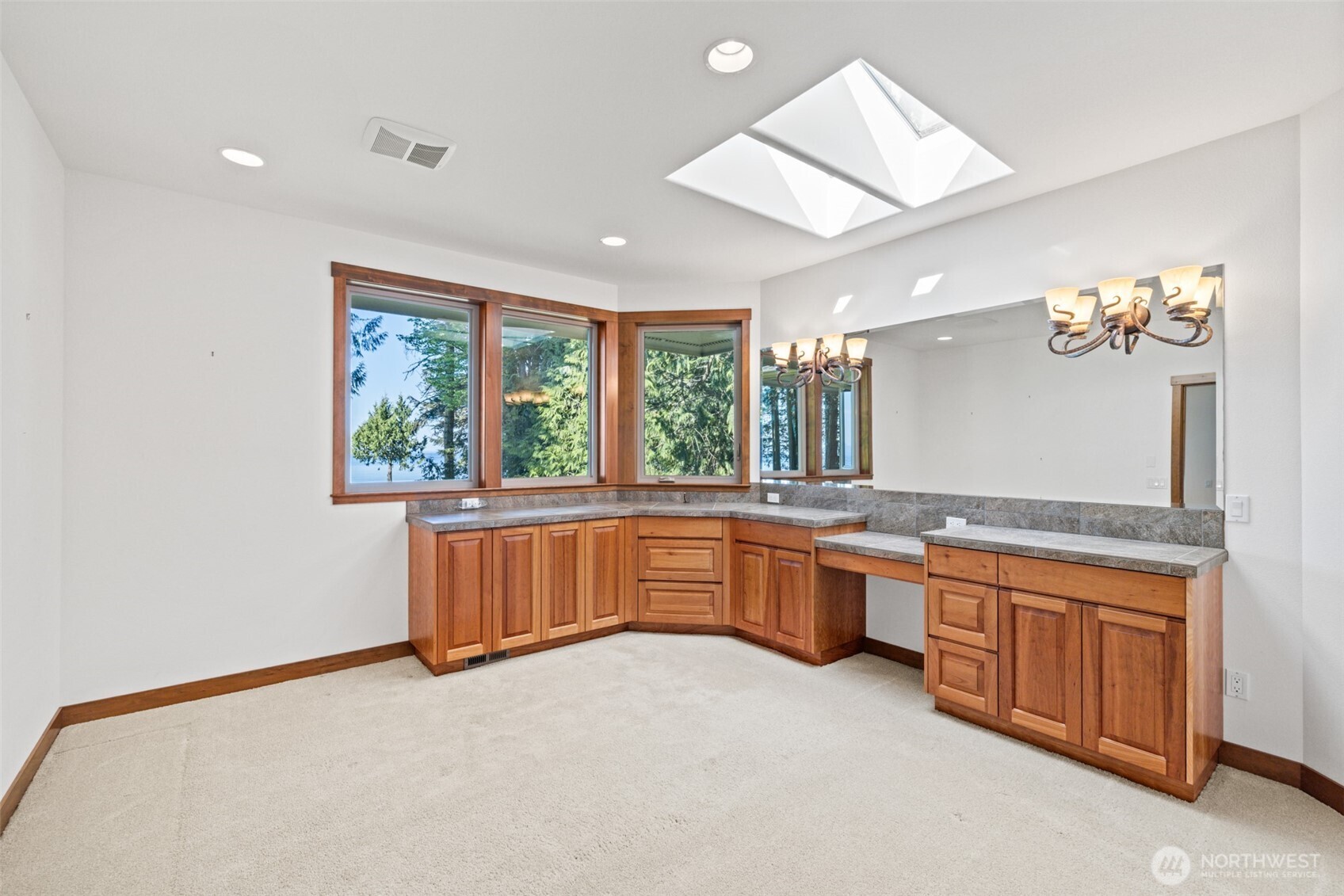 894 Freshwater Park , Port Angeles, WA 98363