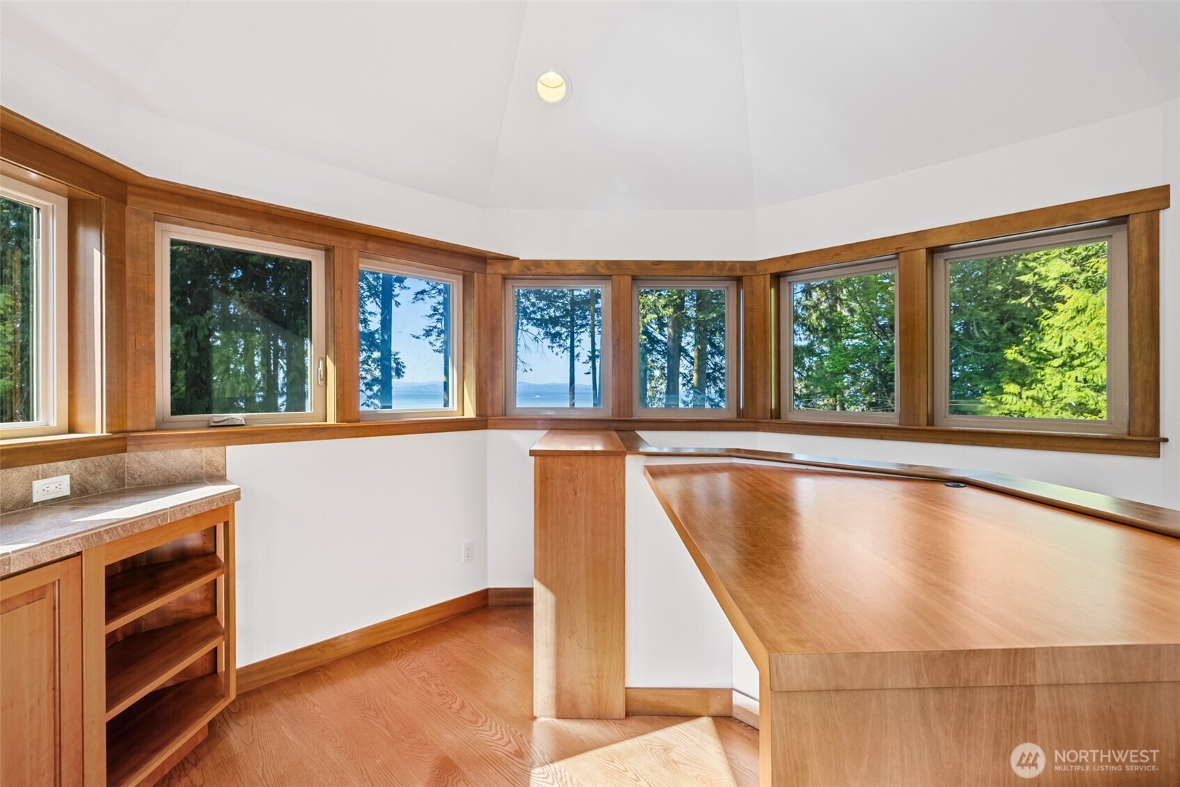 894 Freshwater Park , Port Angeles, WA 98363