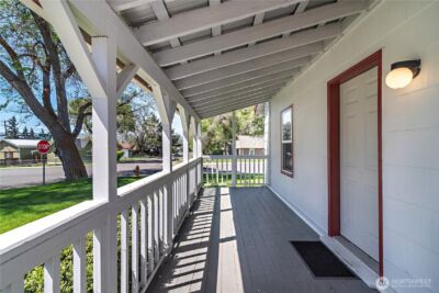 415 W 11th Avenue , Ellensburg, WA 98926 - Photo 3