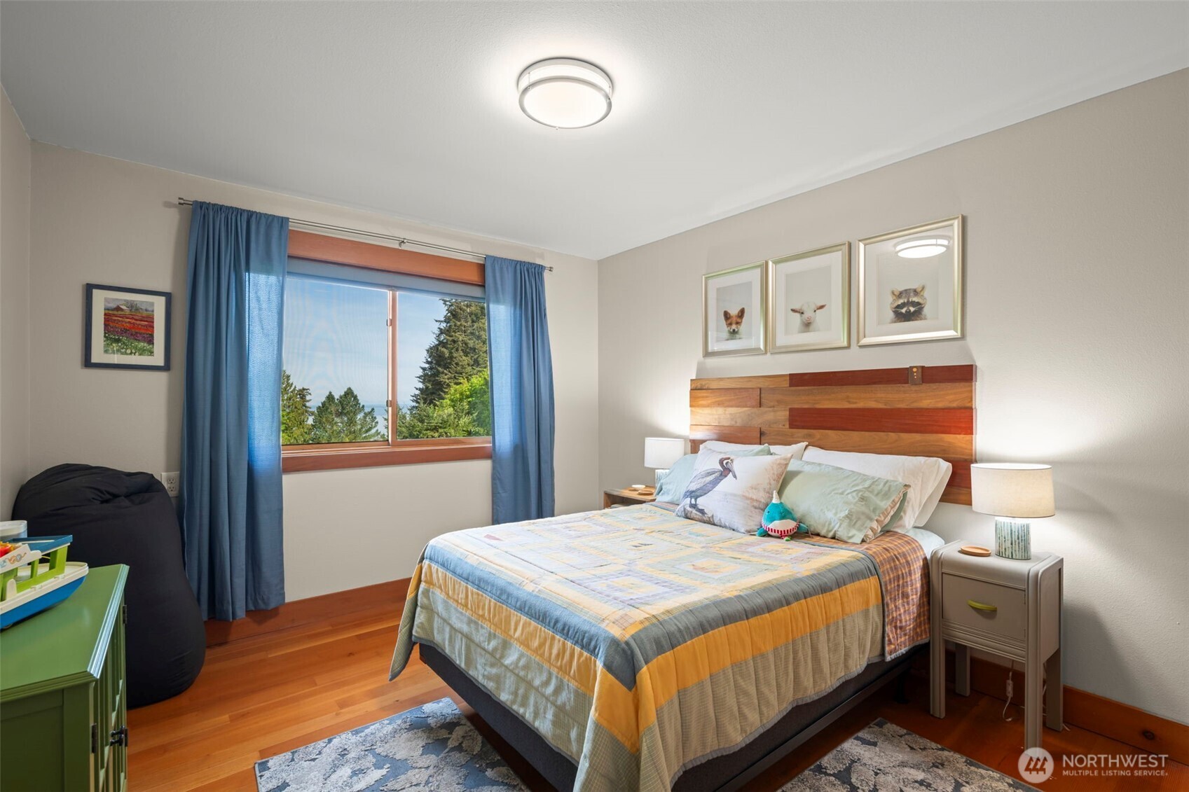 532 Whitecap Road , Bellingham, WA 98229
