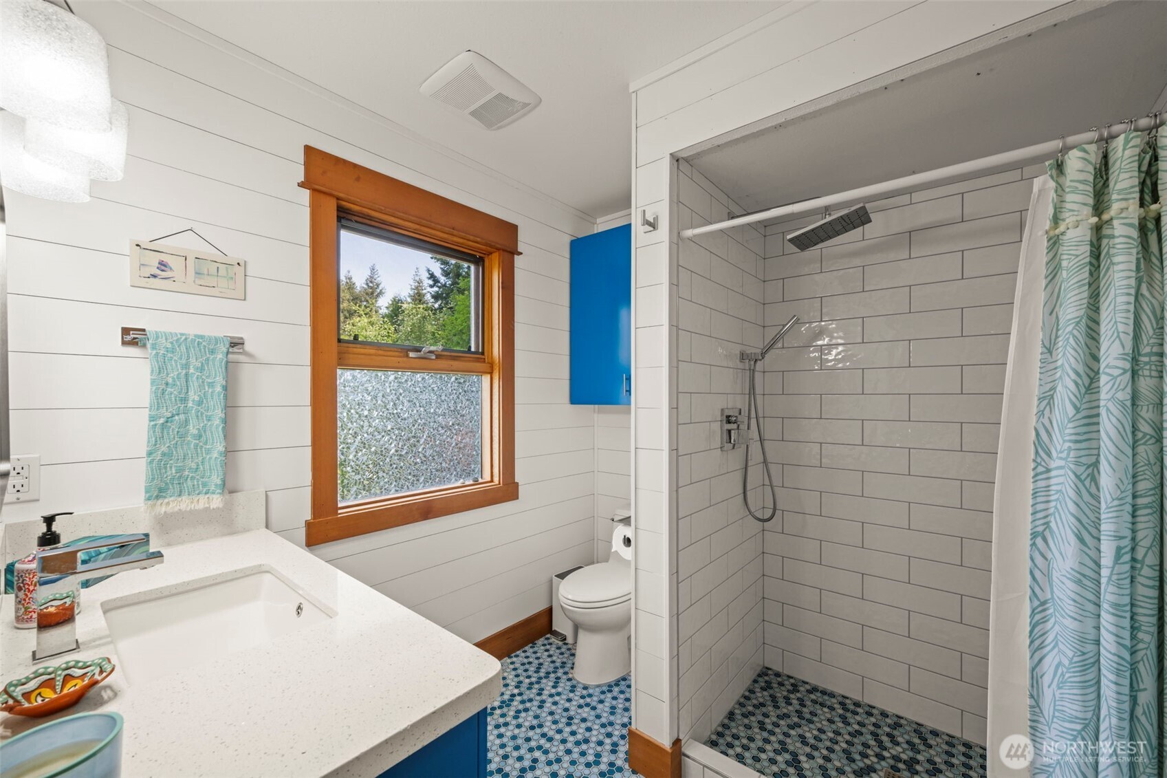 532 Whitecap Road , Bellingham, WA 98229