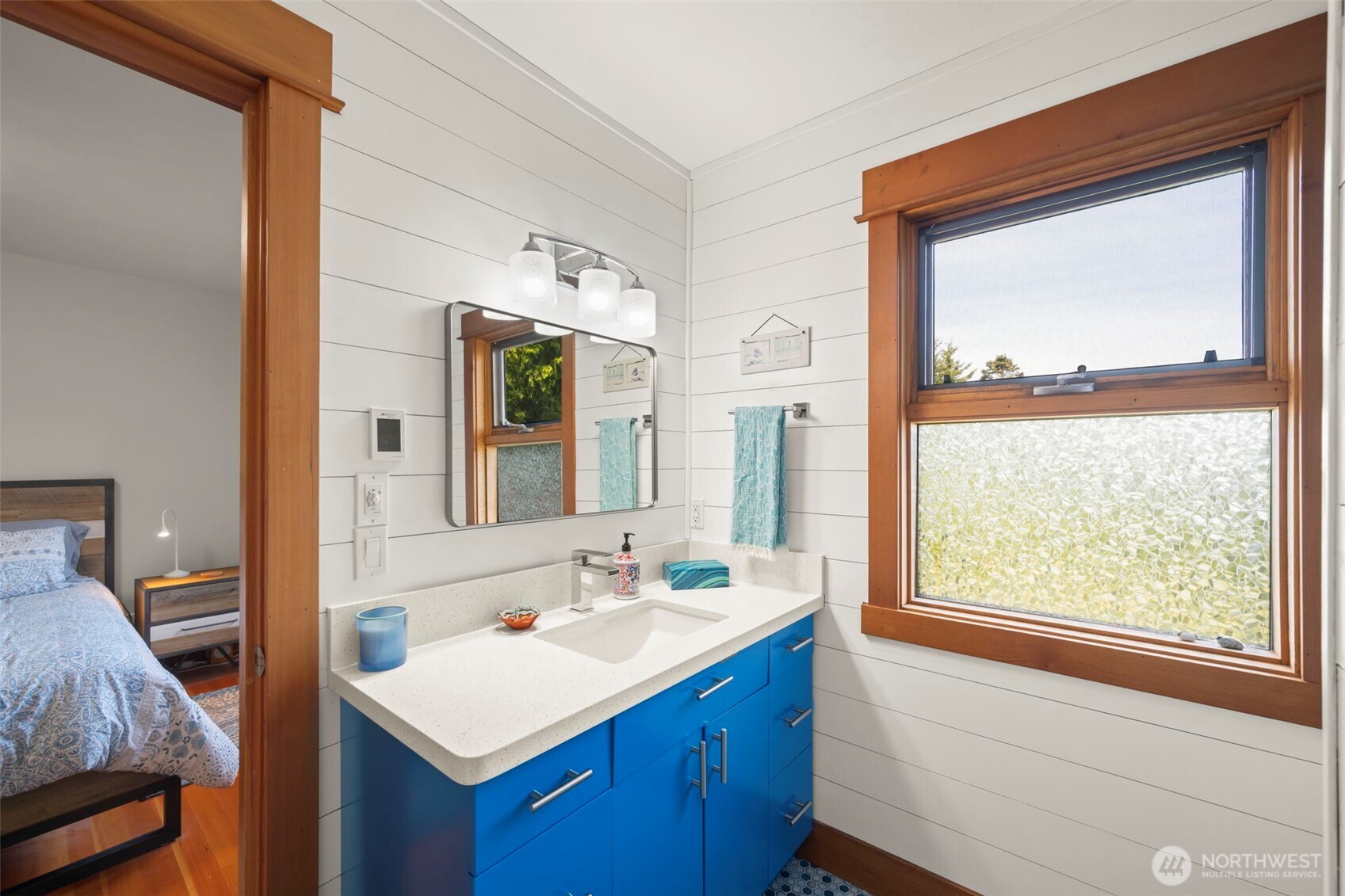 532 Whitecap Road , Bellingham, WA 98229