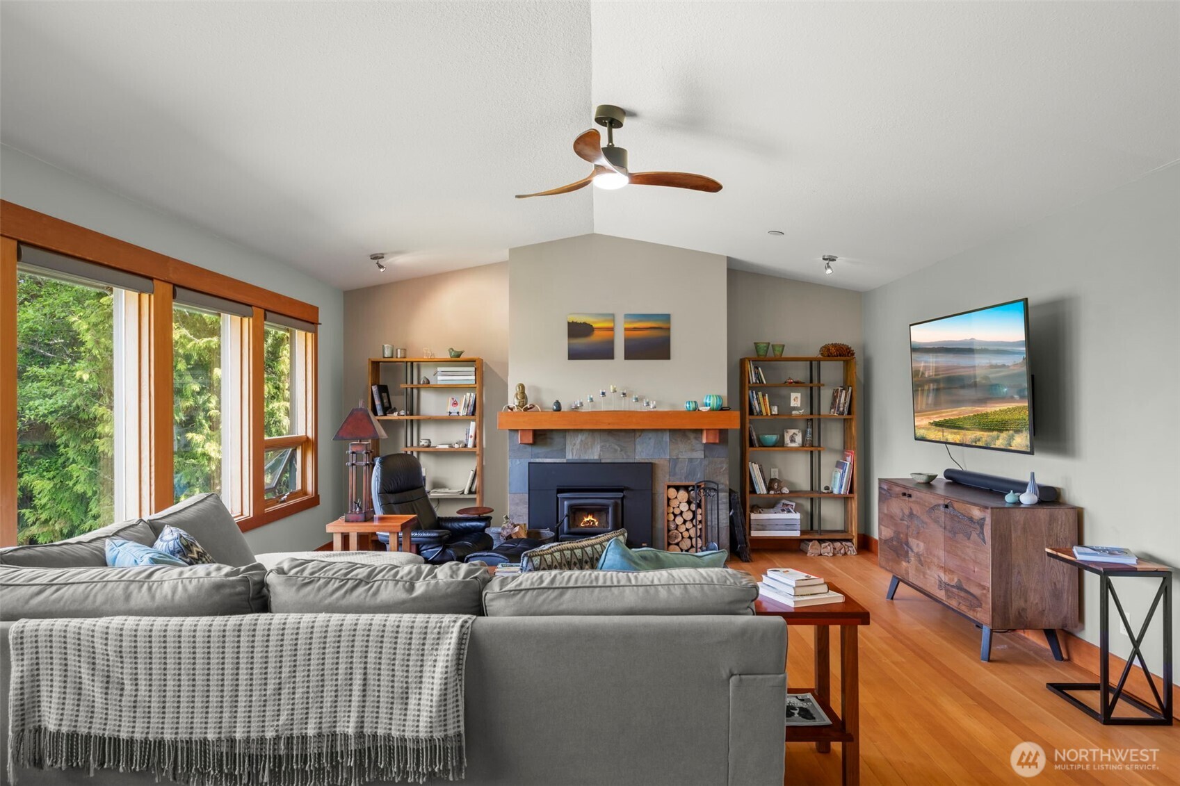 532 Whitecap Road , Bellingham, WA 98229