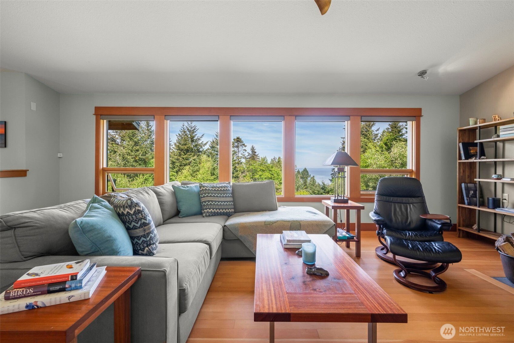 532 Whitecap Road , Bellingham, WA 98229