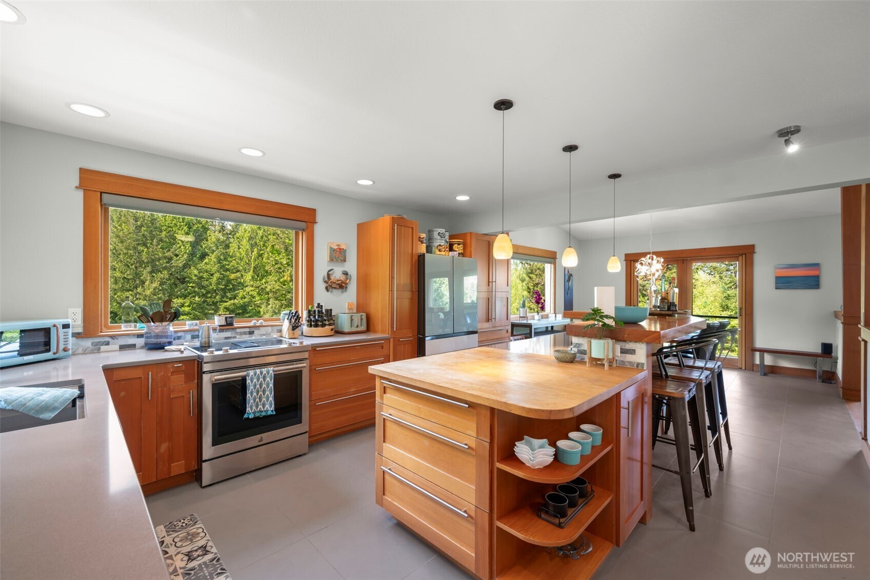 532 Whitecap Road , Bellingham, WA 98229