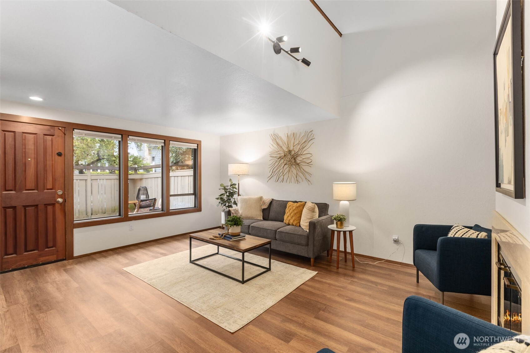 2009 42nd Avenue E, Seattle, WA 98112