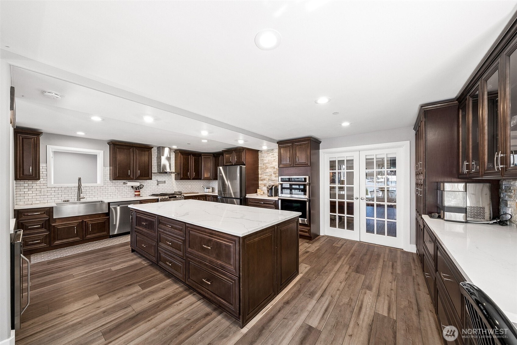 6804 Vandermark Road , Bonney Lake, WA 98391