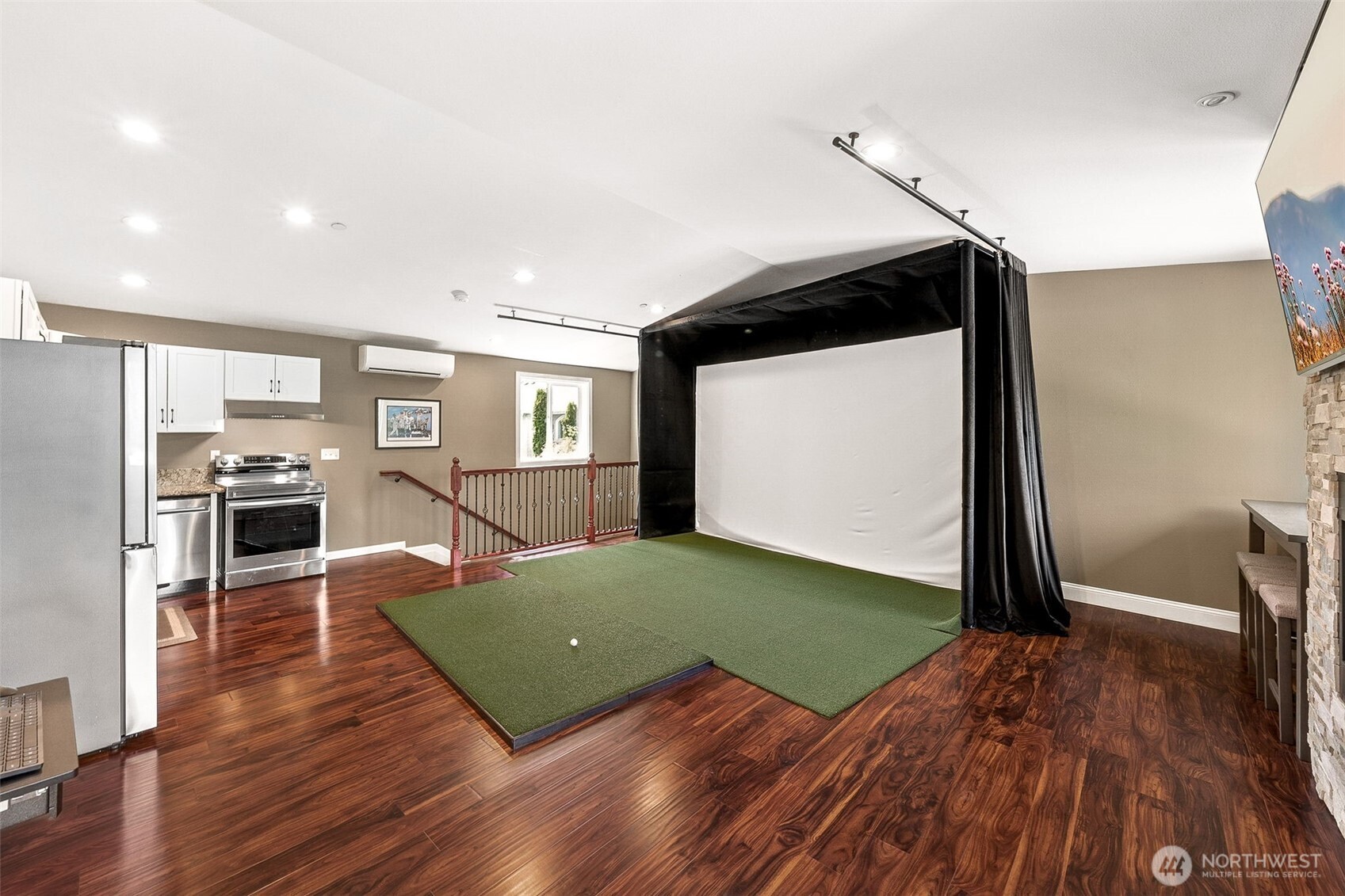 6804 Vandermark Road , Bonney Lake, WA 98391