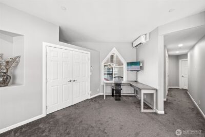 6804 Vandermark Road , Bonney Lake, WA 98391 - Photo 32
