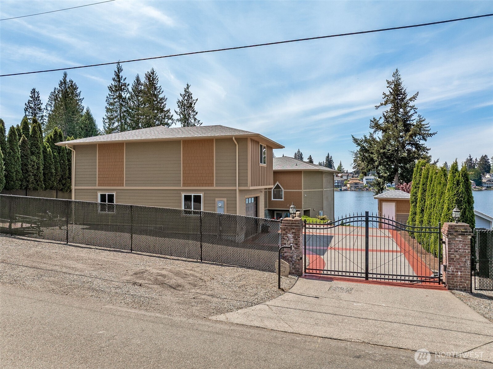6804 Vandermark Road , Bonney Lake, WA 98391
