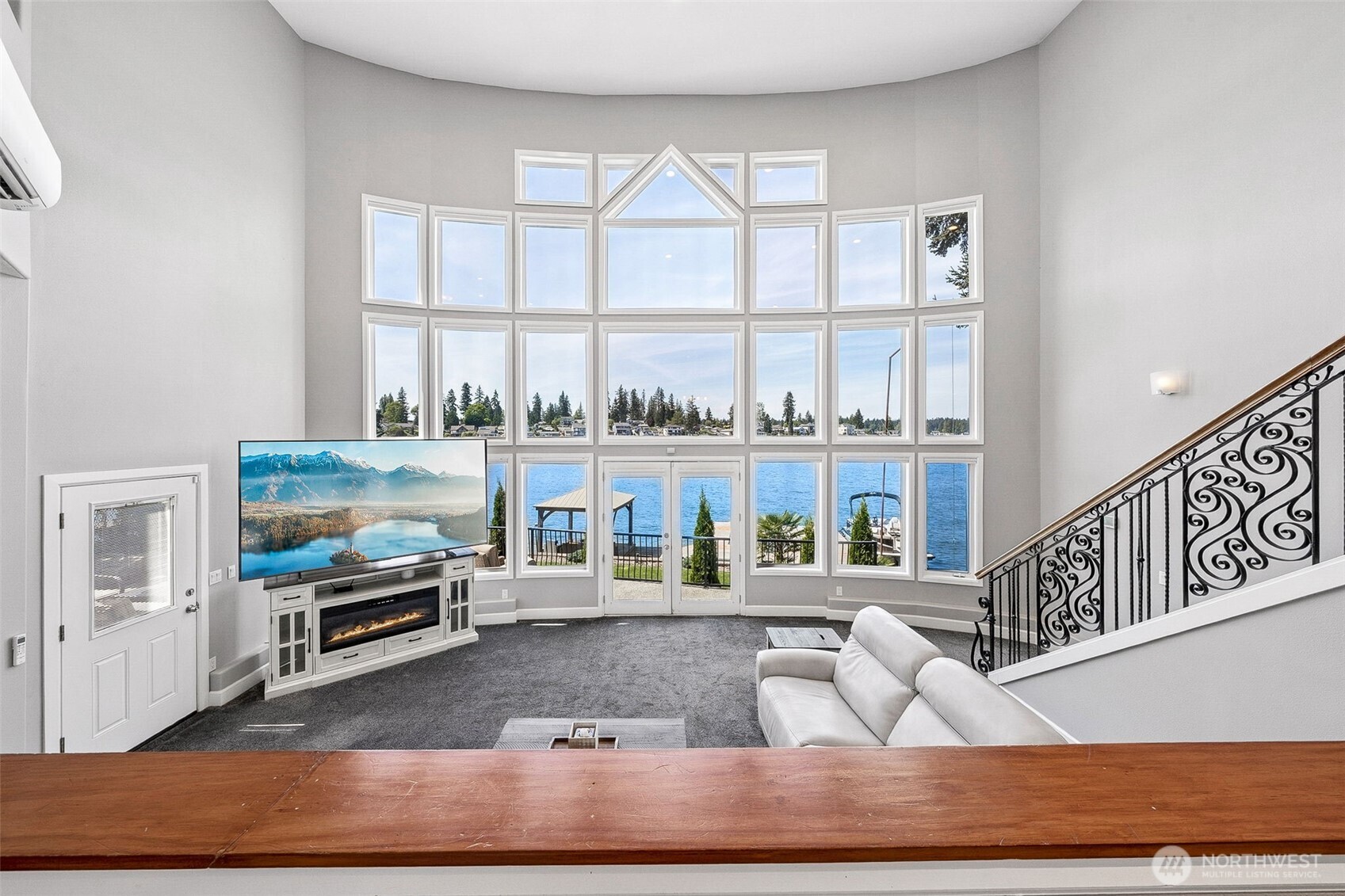 6804 Vandermark Road , Bonney Lake, WA 98391