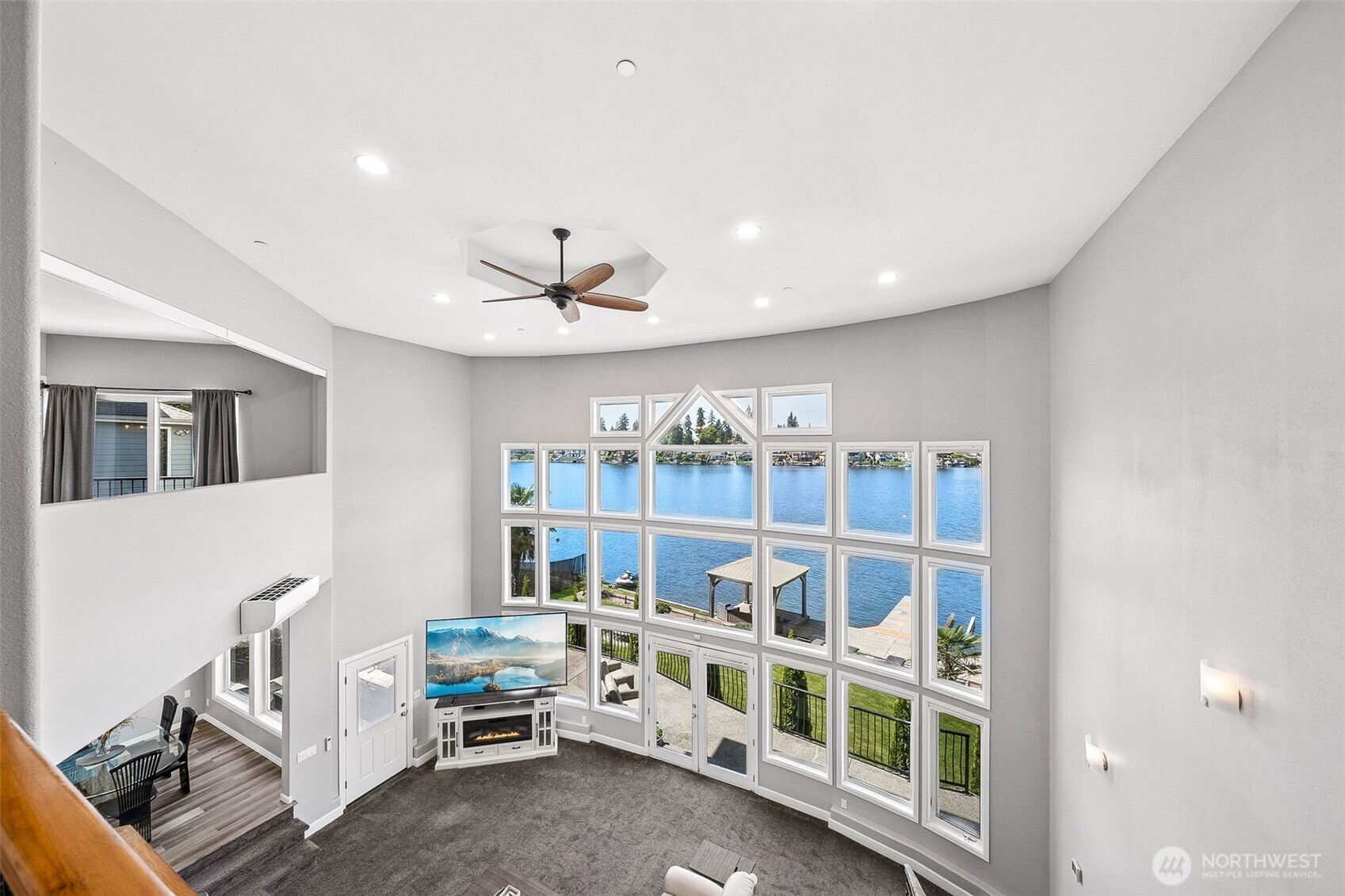 6804 Vandermark Road , Bonney Lake, WA 98391