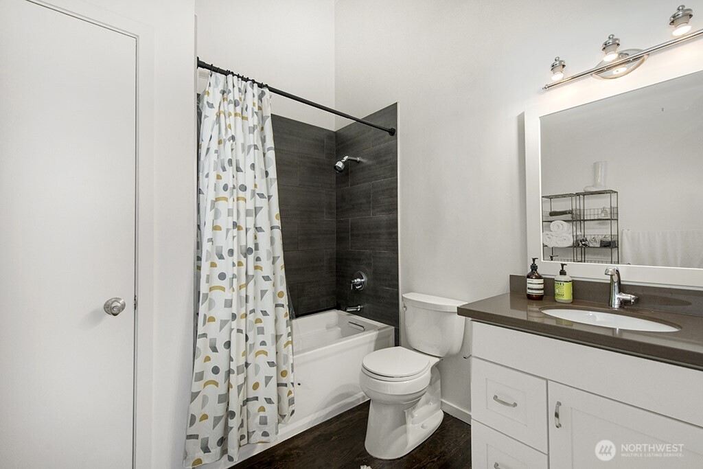 80 S Jackson Street #202, Seattle, WA 98104