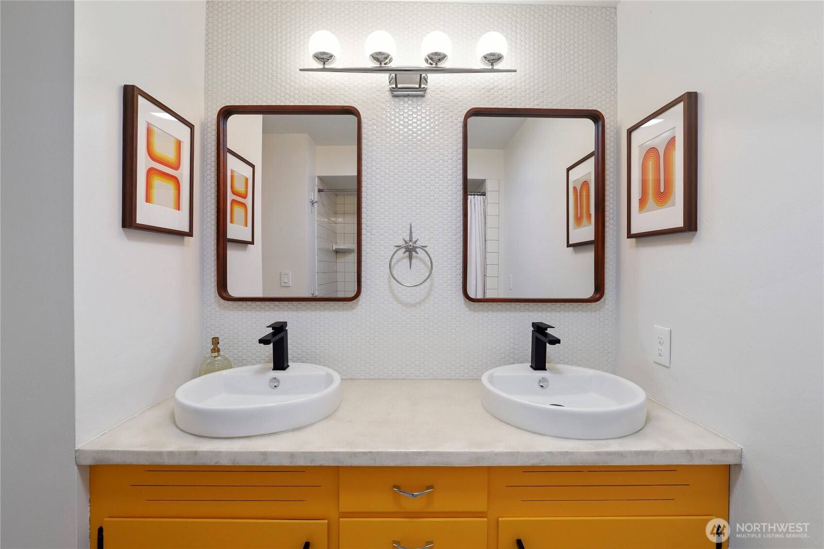 2015 Clairmont Circle SW, Olympia, WA 98512