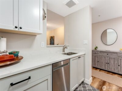 701 Columbia Street #414, Vancouver, WA 98660 - Photo 11