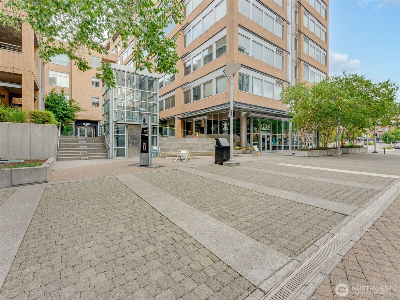 701 Columbia Street #414, Vancouver, WA 98660