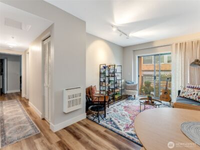 701 Columbia Street #414, Vancouver, WA 98660 - Photo 4