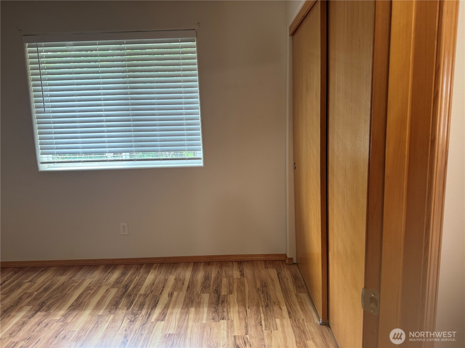 95 Barnes Street , Kelso, WA 98626